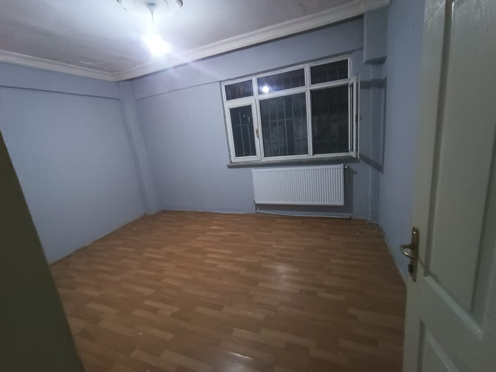 Sisli de müstakil girişli kiralik 2+1 - Görsel 9